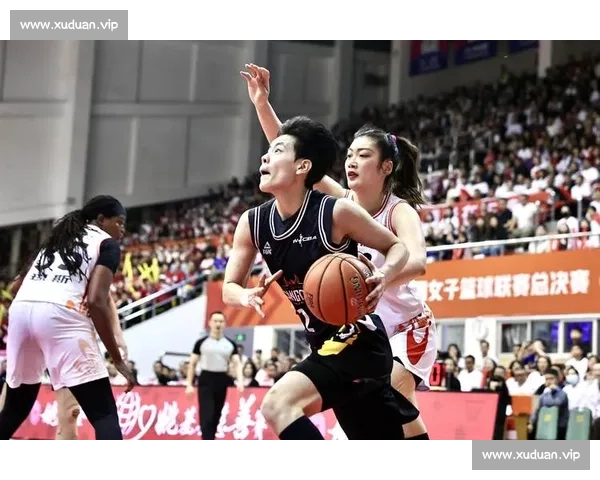 CBA篮球联赛比赛特点分析:速度与激情交织的篮球盛宴 CBA篮球联赛比赛特点分析:速度与激情交织的篮球盛宴